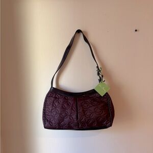 Elegant Quilted Shoulder Bag - Burgundy